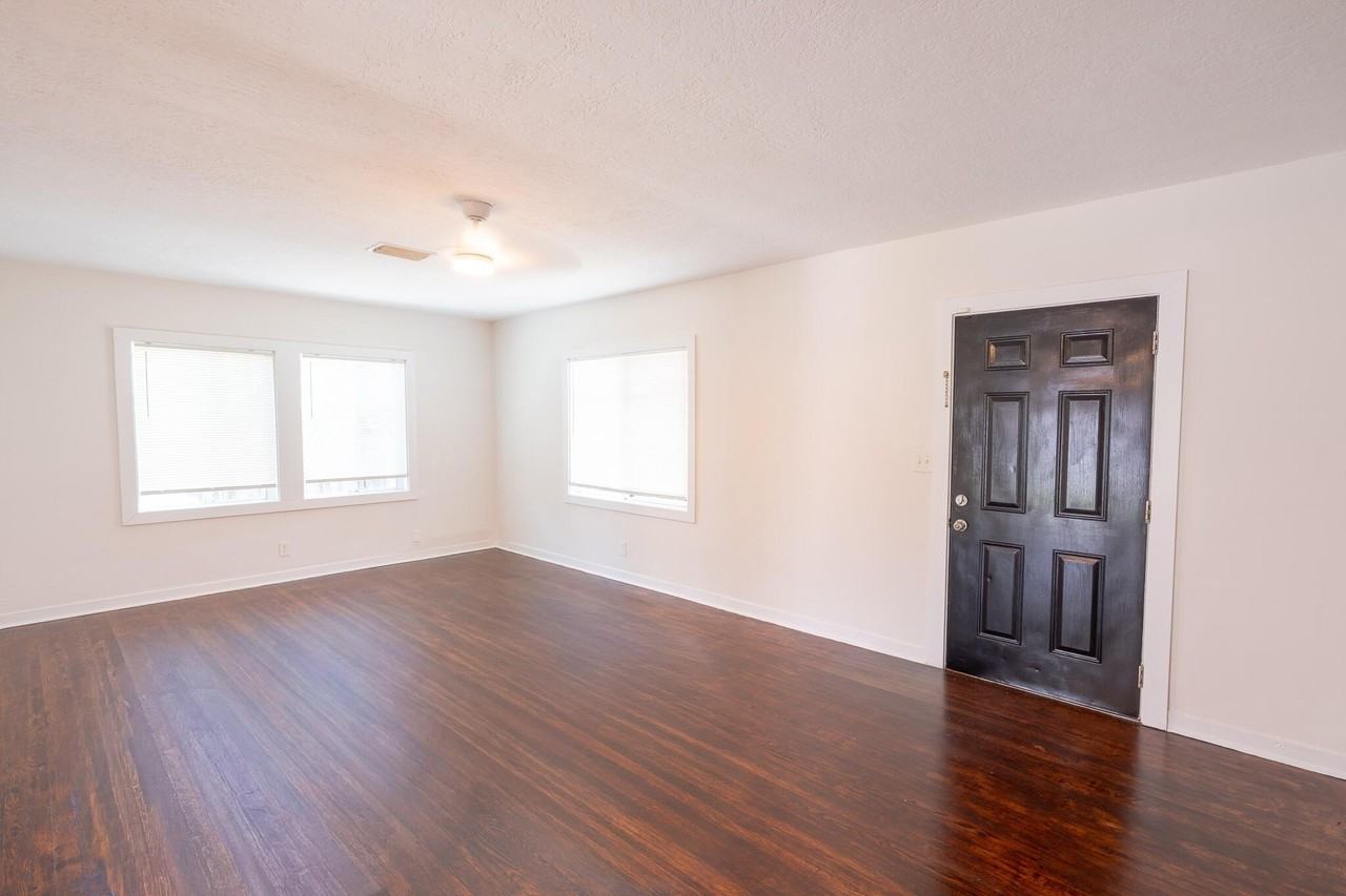 716 High St - Photo 4 of 12
