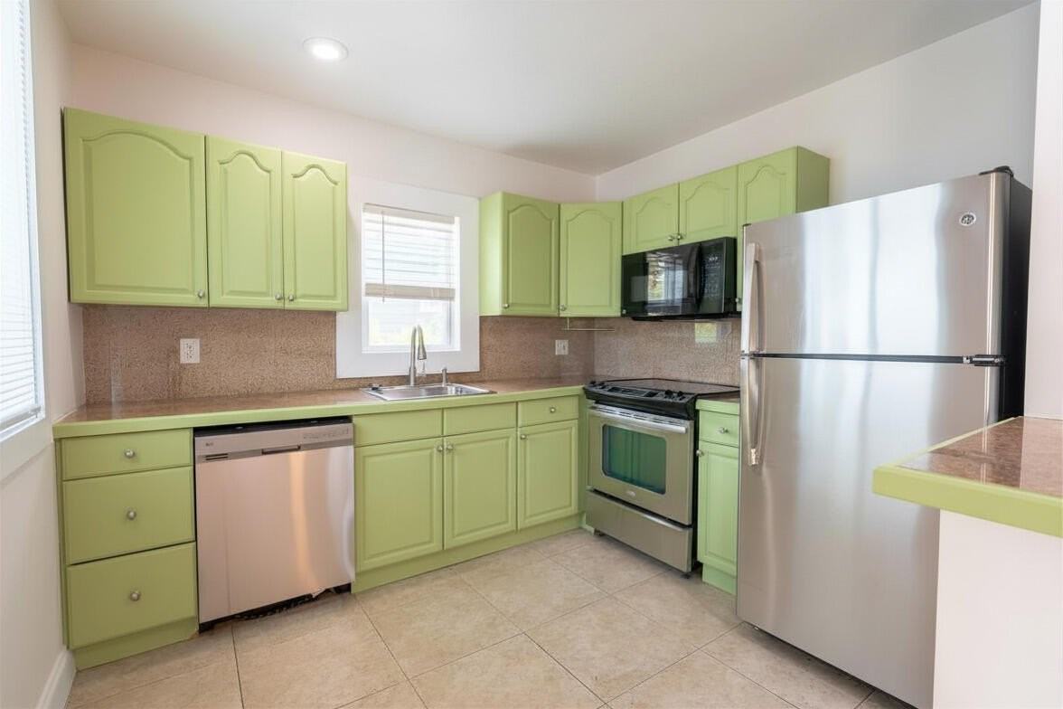 716 High St - Photo 7 of 12