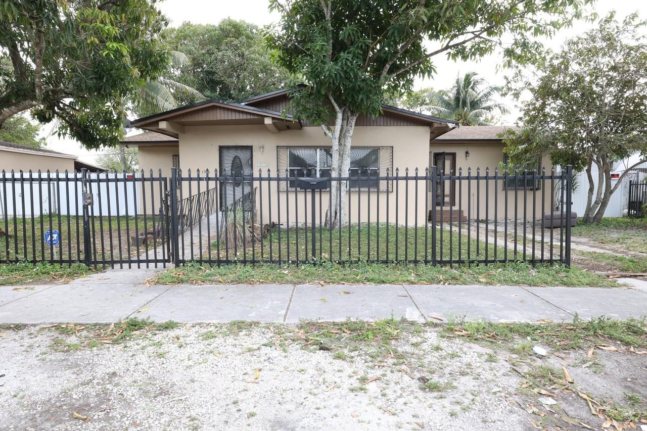 1216 Jann Ave #A - Photo 2 of 9