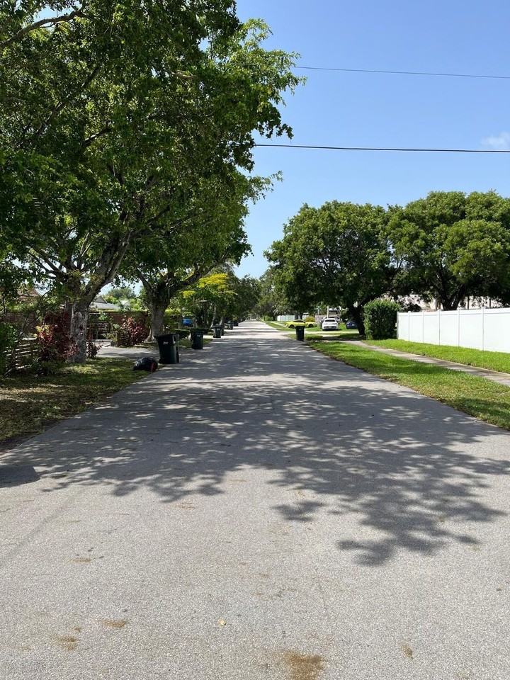 2801 Albatross Rd - Photo 2 of 10