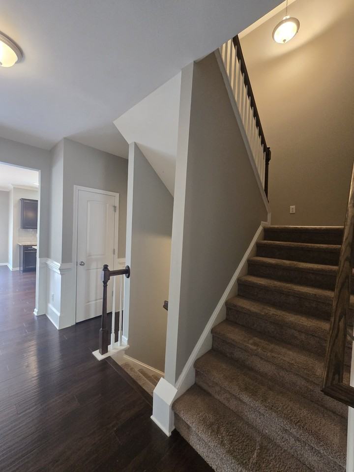 3917 Valley Side Ct #1 - Photo 6 of 46