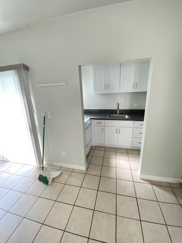 47 Ocean View Ave #1 - Photo 3 of 8