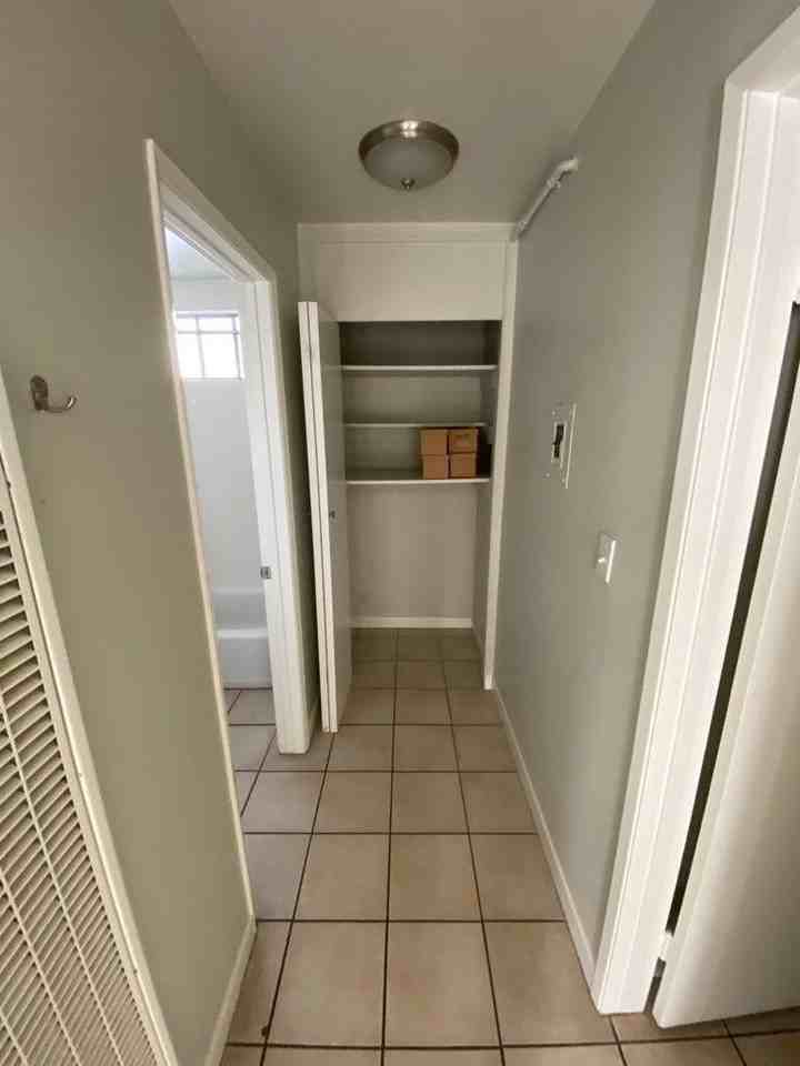 47 Ocean View Ave #1 - Photo 5 of 8