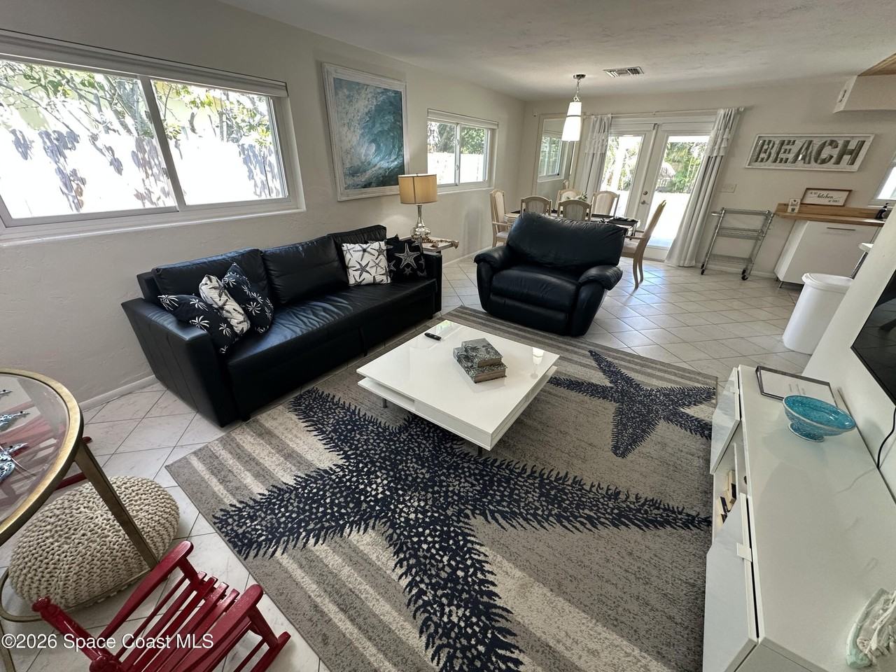 302 5th Ave - Photo 3 of 15