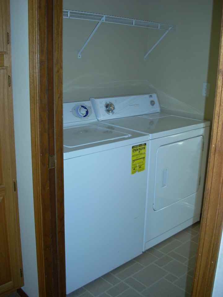 3001 Arapaho Dr - Photo 6 of 17
