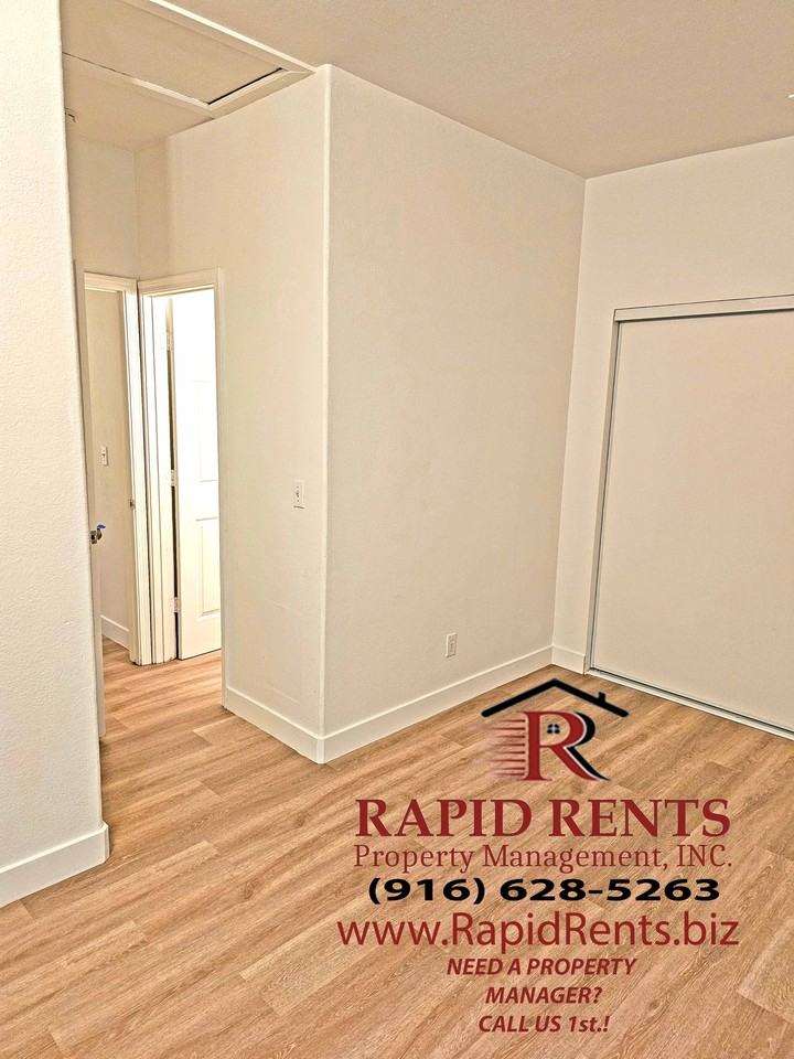 7724 35th Ave #1 - Photo 4 of 26