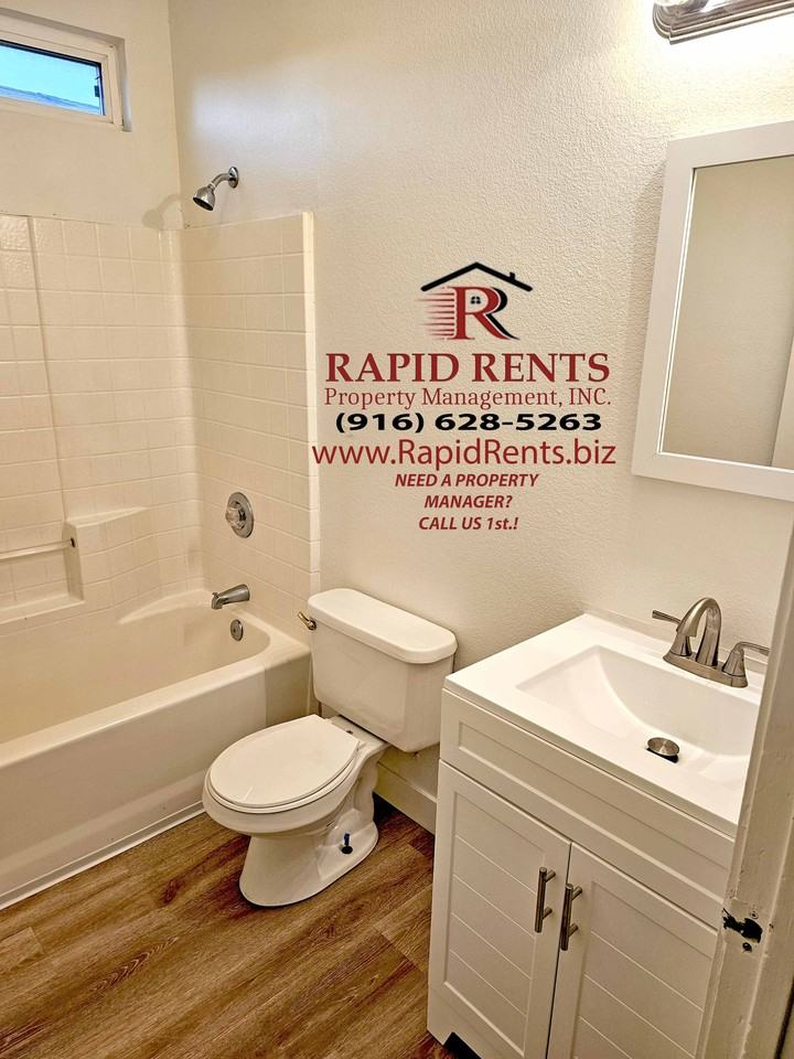 7724 35th Ave #1 - Photo 7 of 26