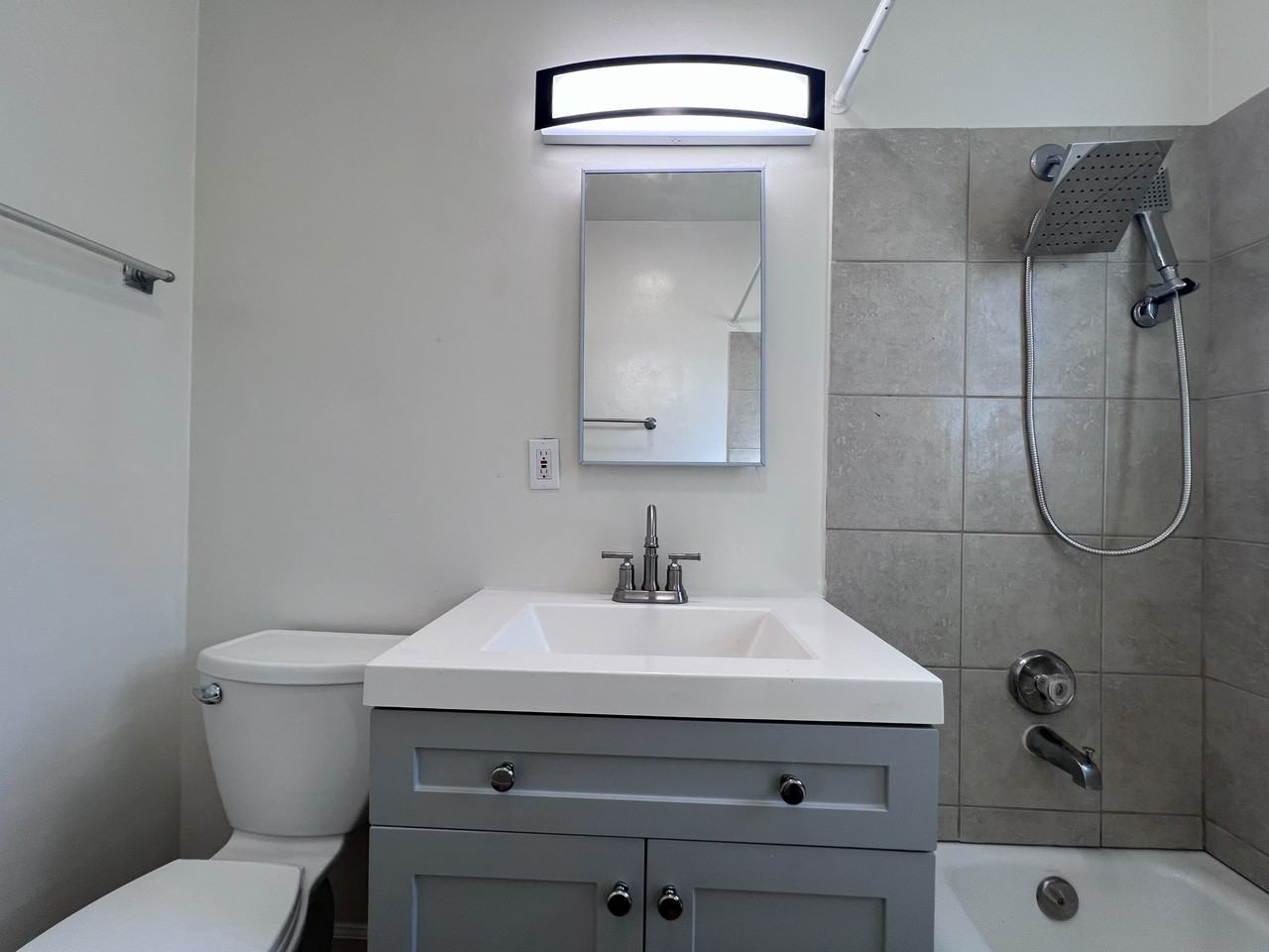 128 S Tremont St Apt A - Photo 7 of 10