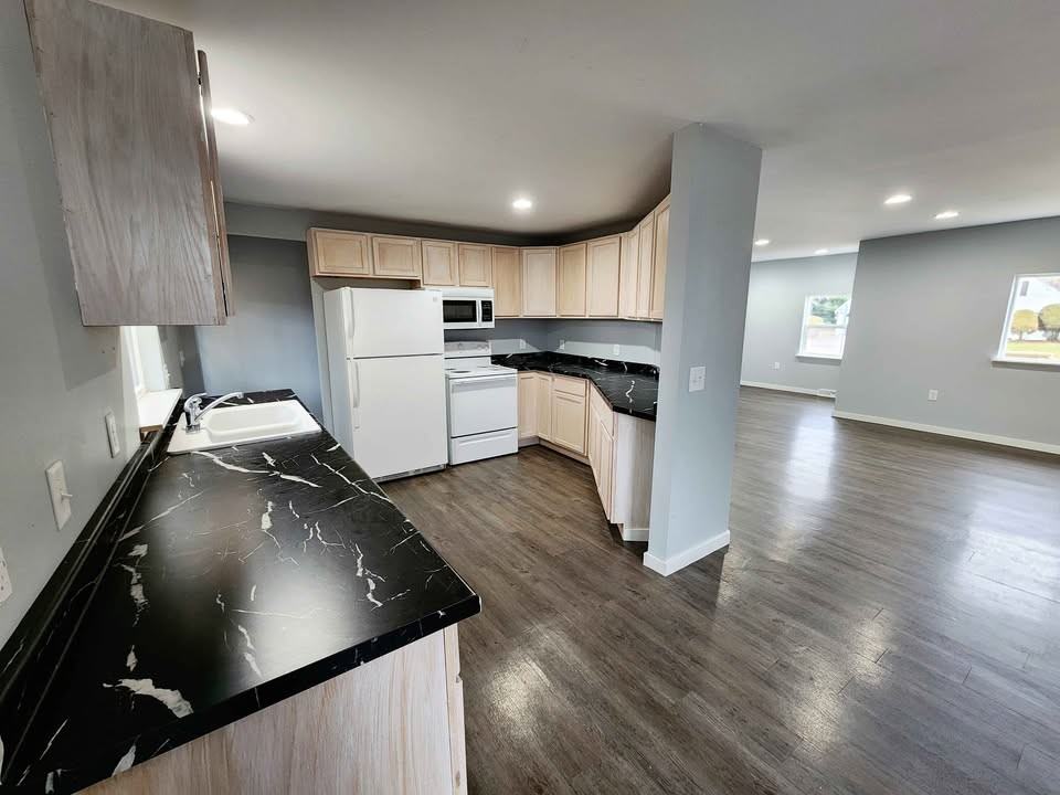 119 Grace St #1 - Photo 6 of 14