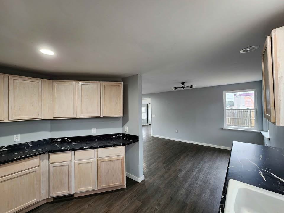 119 Grace St #1 - Photo 7 of 14