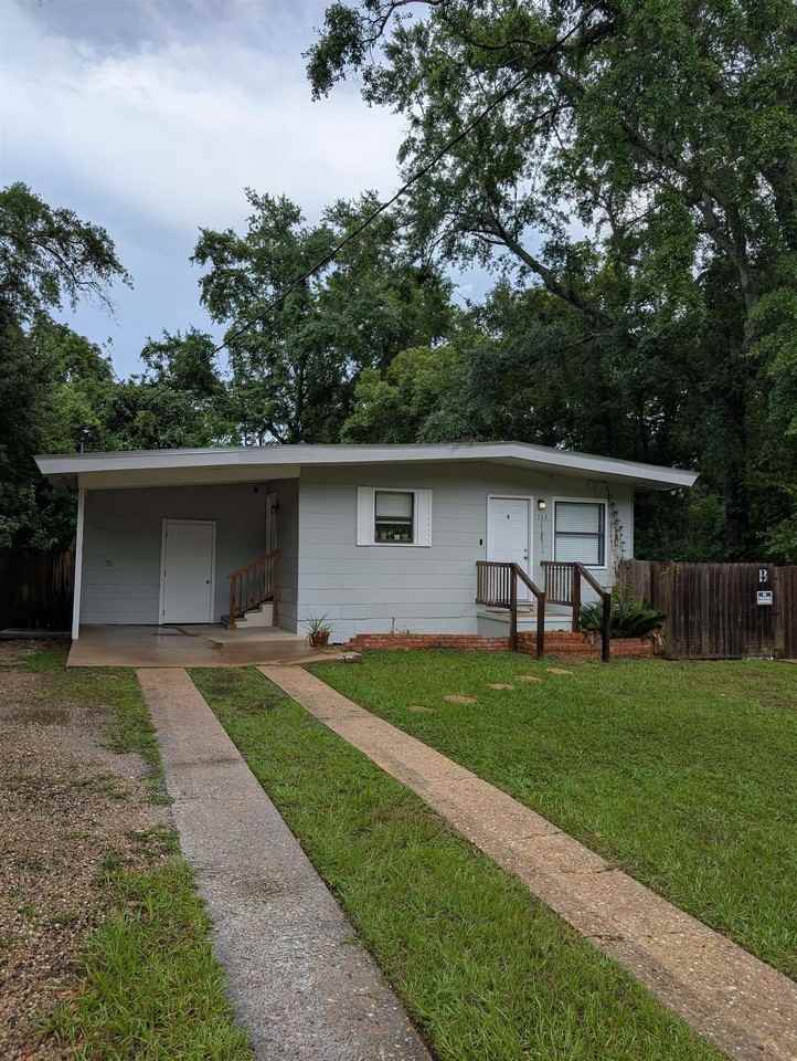 1513 Atkamire Dr #A - Photo 3 of 17