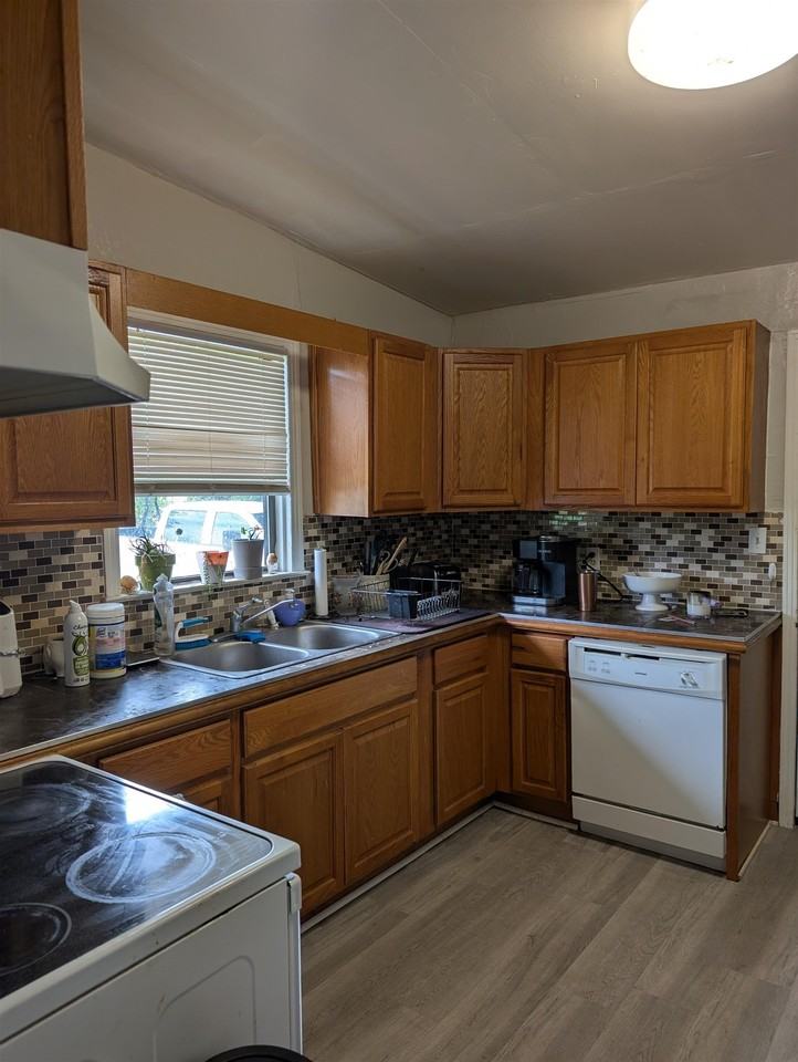 1513 Atkamire Dr #A - Photo 5 of 17
