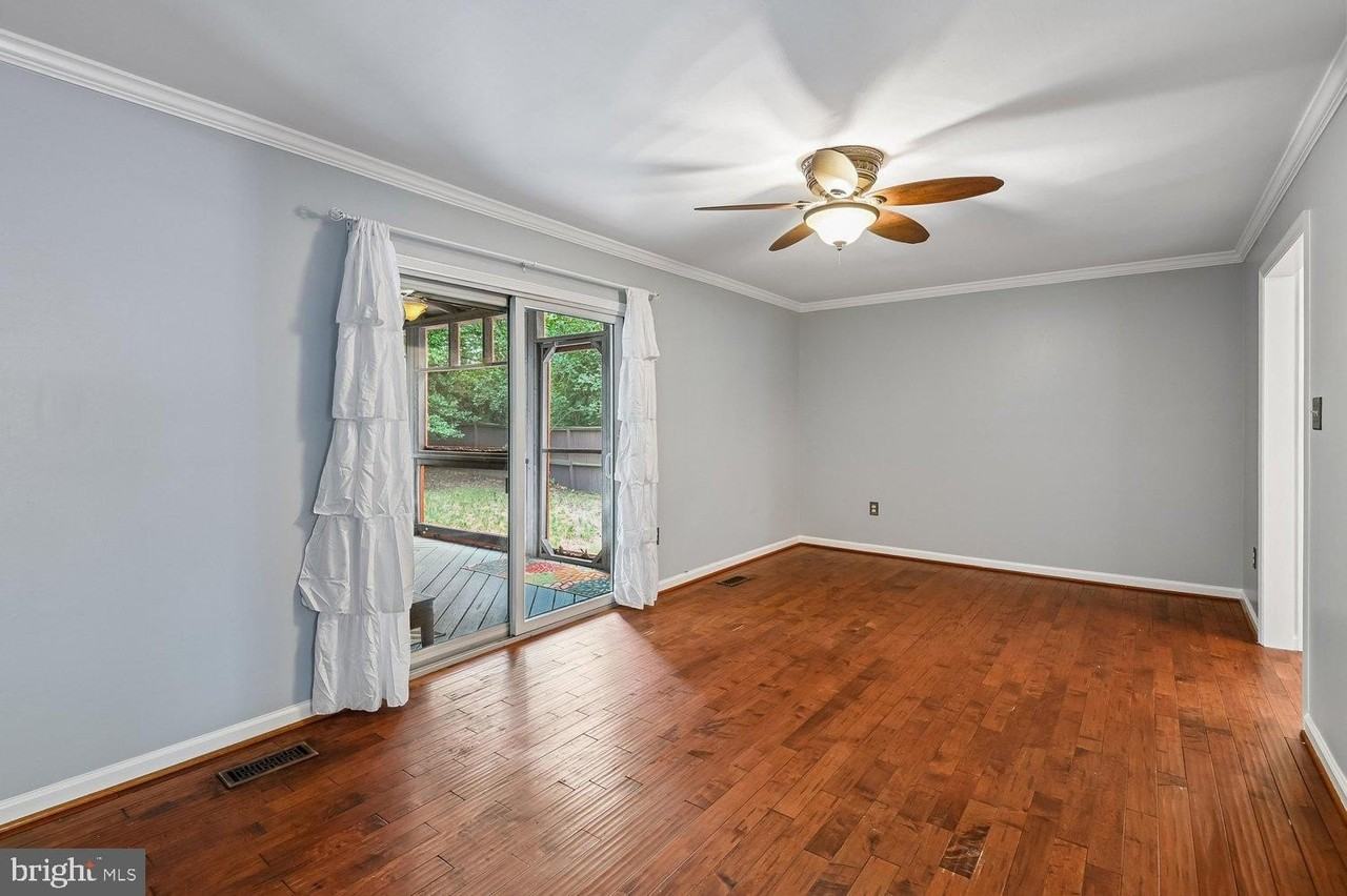 345 Volley Rd - Photo 5 of 50