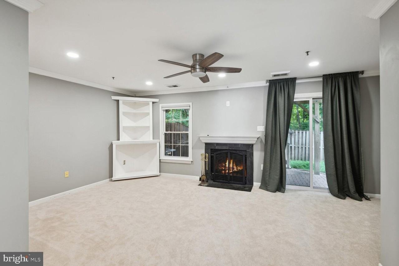 1511 Ashburnham Dr - Photo 3 of 20
