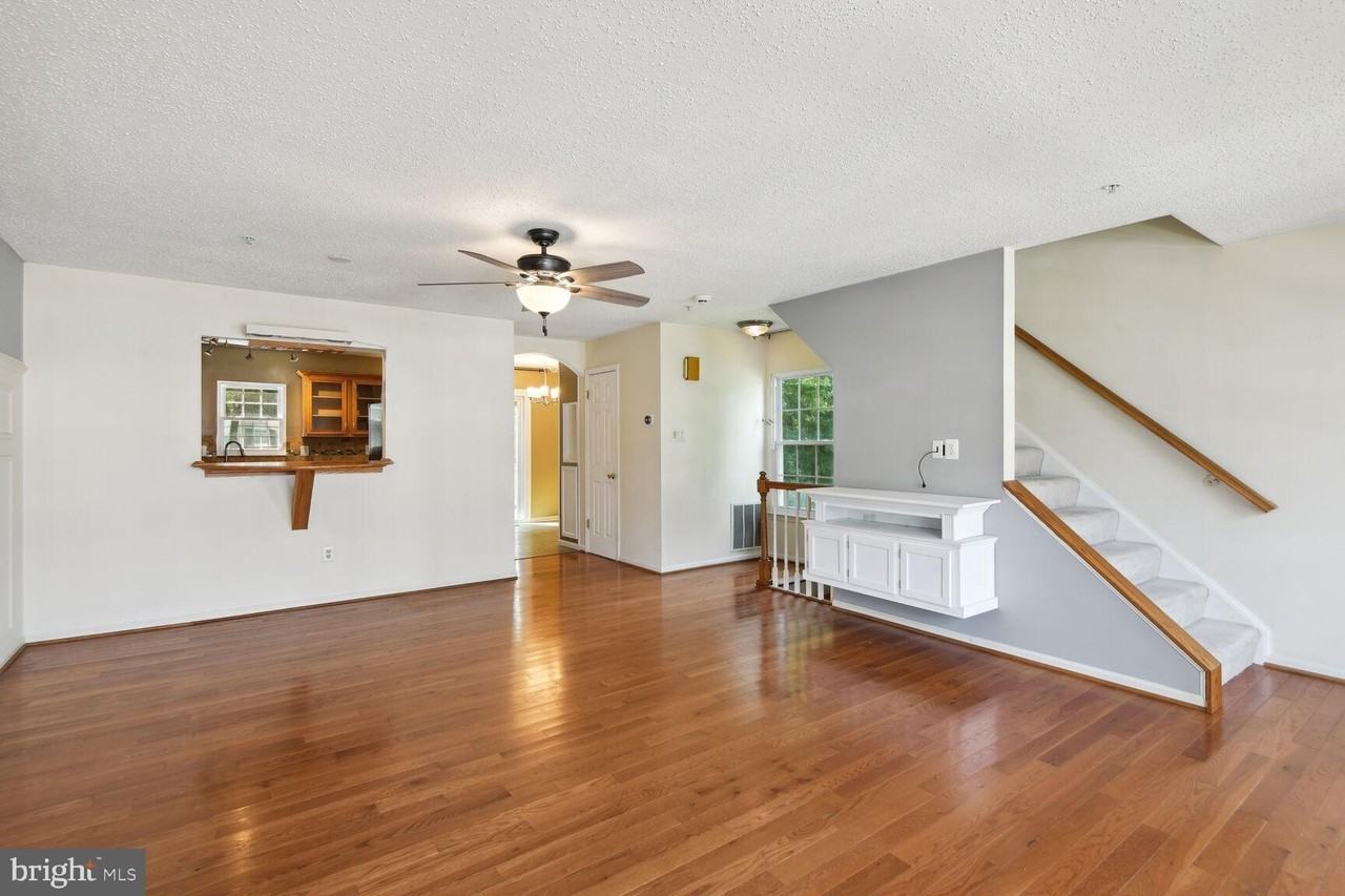1511 Ashburnham Dr - Photo 7 of 20