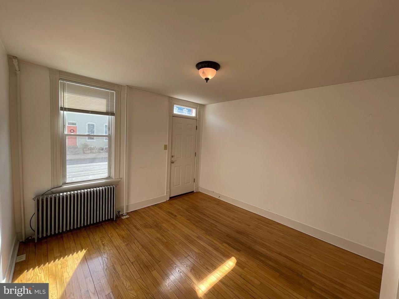403A W South St - Photo 2 of 19