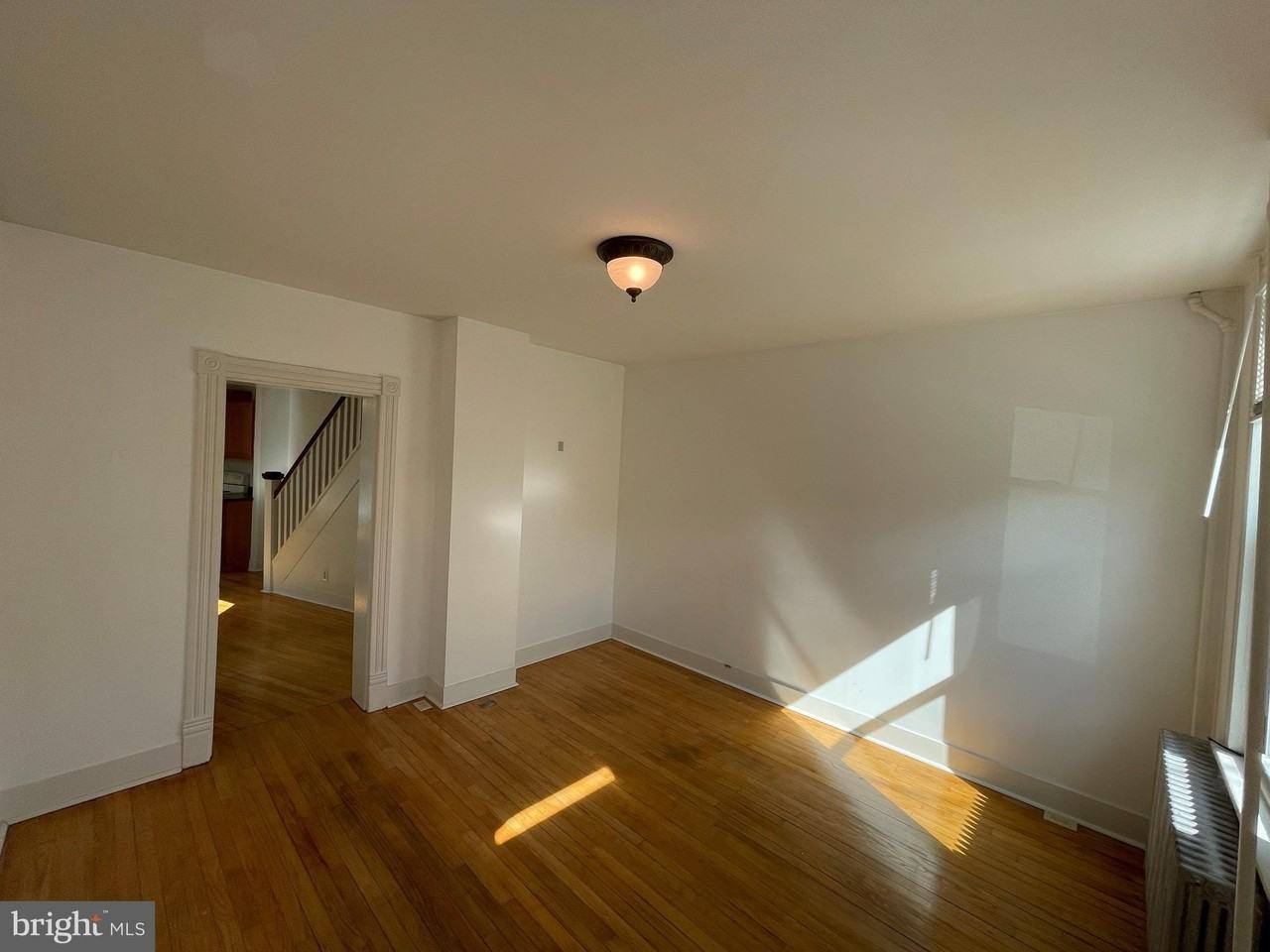 403A W South St - Photo 3 of 19