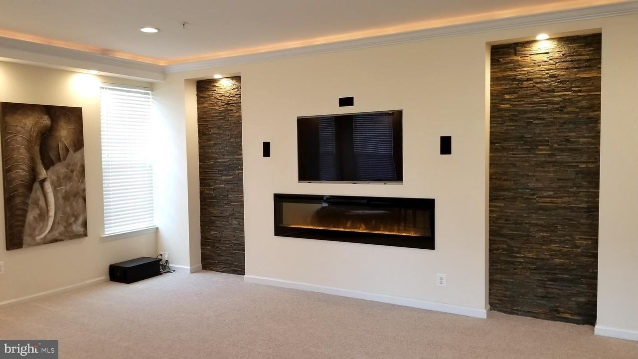 9107 Seward St - Photo 3 of 19