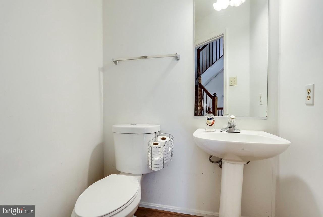 6212 Briar Ct - Photo 5 of 19