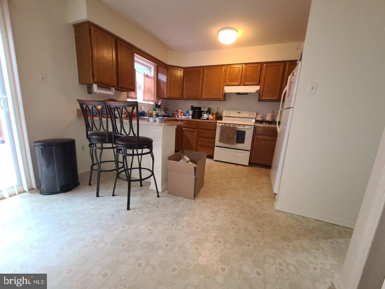 4783 Leyden Way - Photo 3 of 16