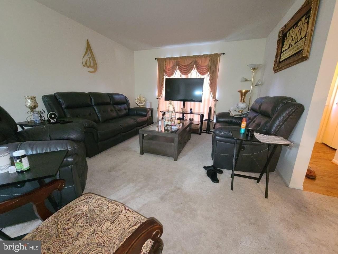 4783 Leyden Way - Photo 6 of 16