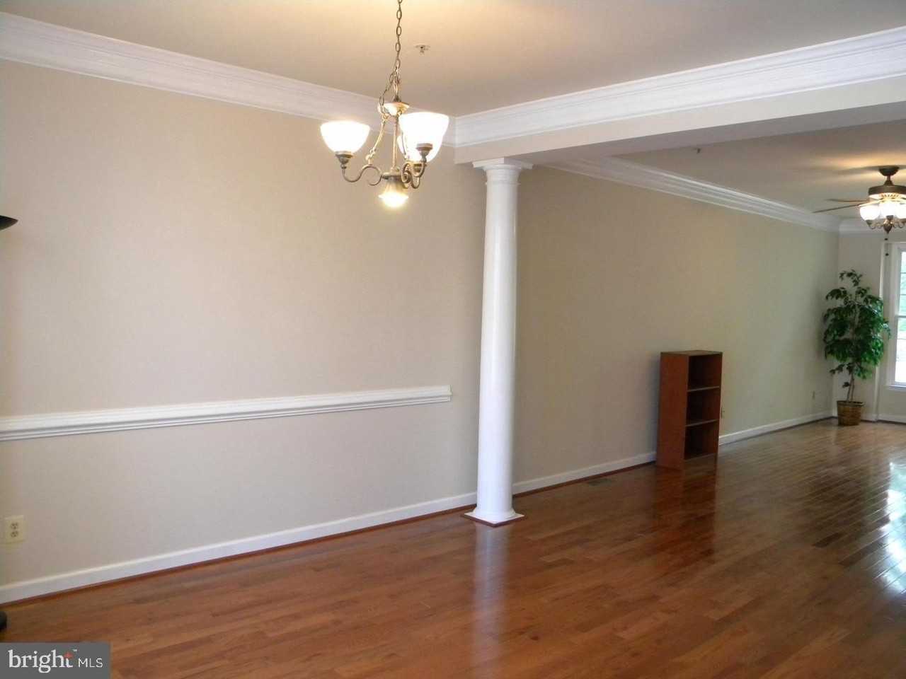 225 Deer Meadow Ln - Photo 2 of 14