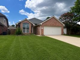featured image of 980 Oak Falls Dr