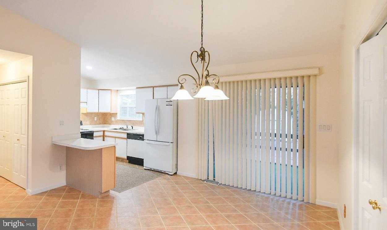 61 Abbyshire Rd - Photo 4 of 15