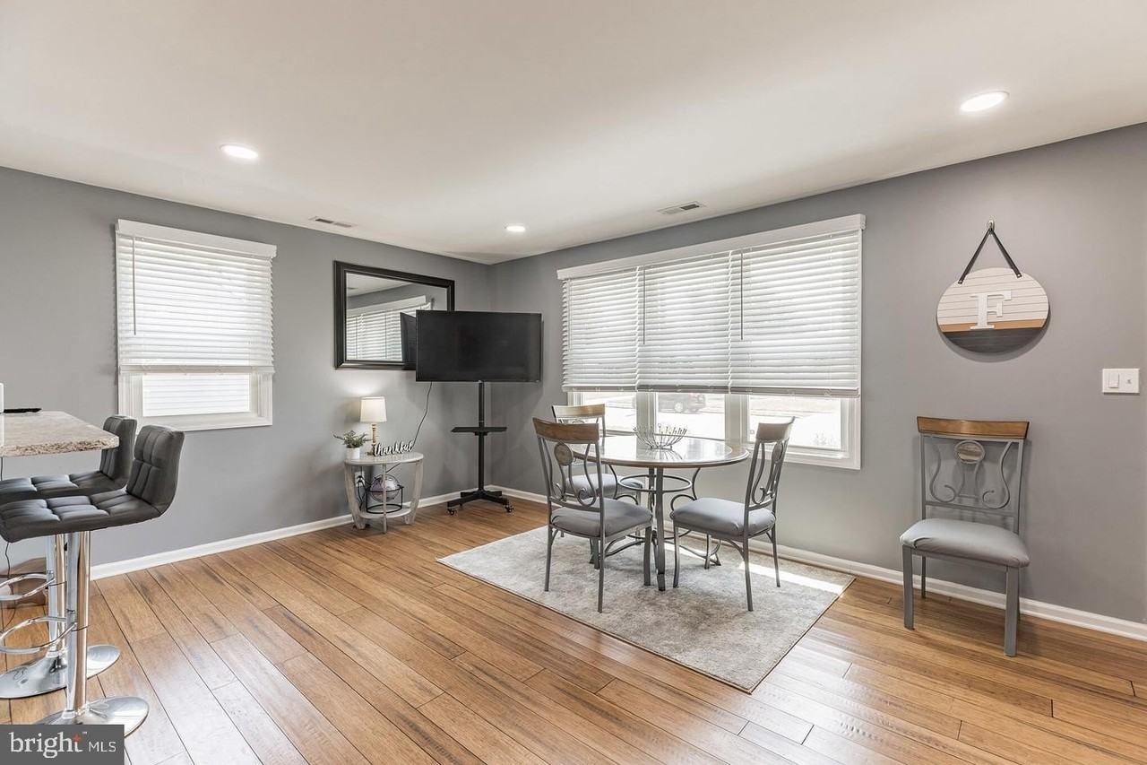 215 W Gloucester Pike - Photo 4 of 34