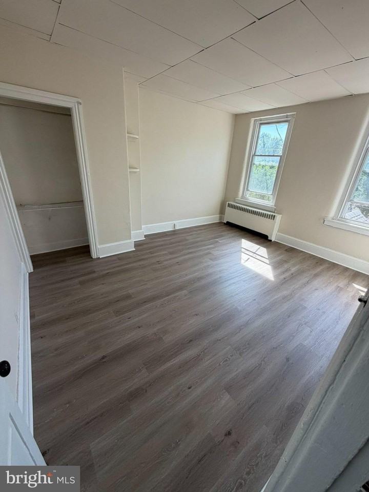 20 S 8th St #2 - Photo 3 of 10