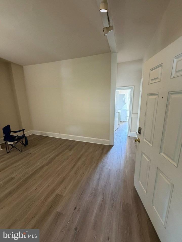 20 S 8th St #2 - Photo 6 of 10