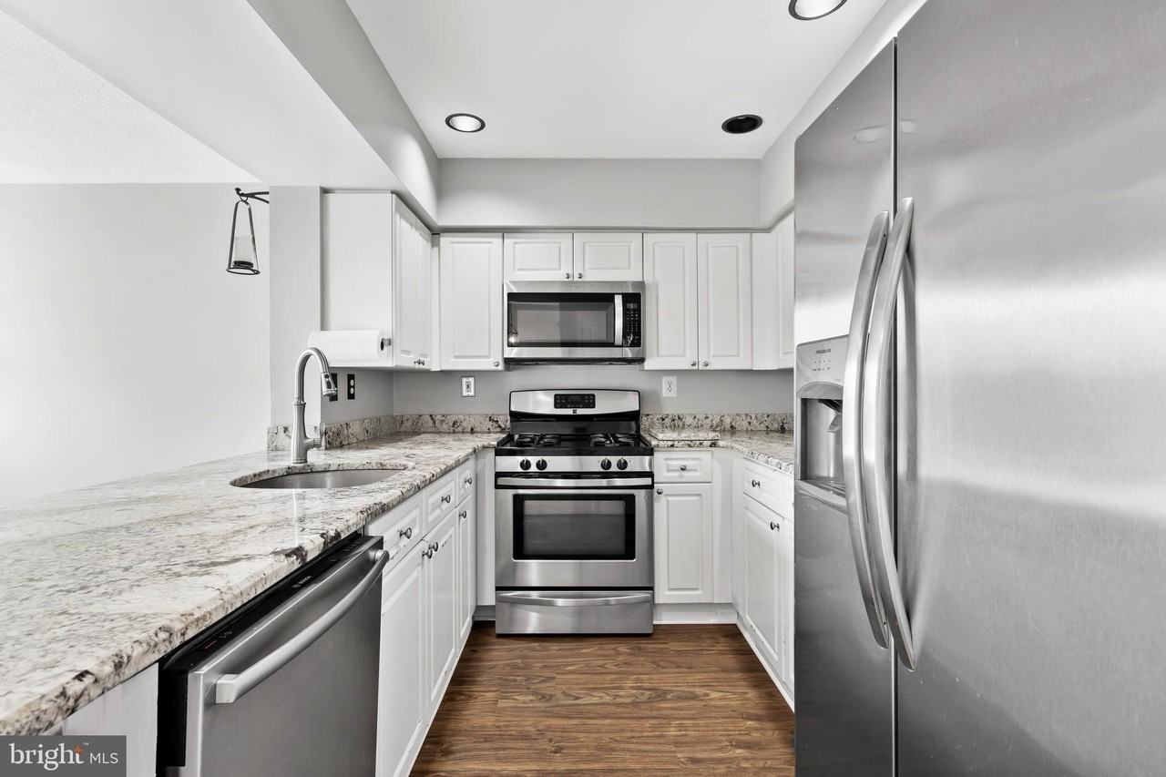 4650 Louise Saint Claire Dr - Photo 4 of 15