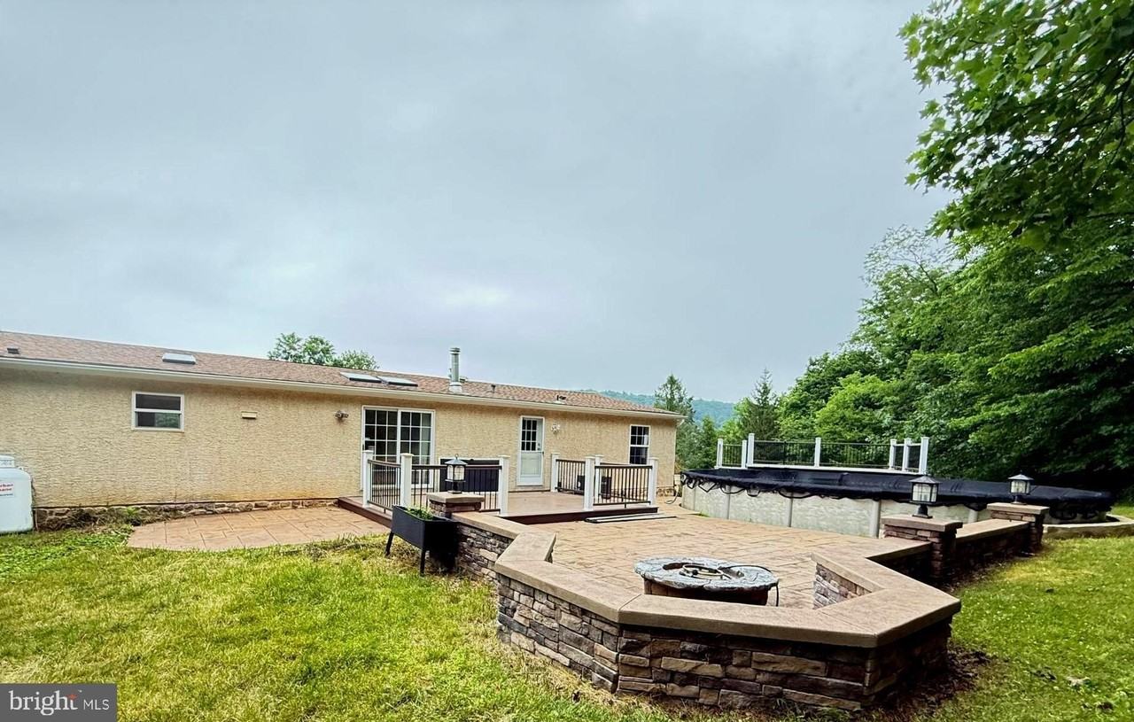 4888 Vera Cruz Rd - Photo 2 of 29