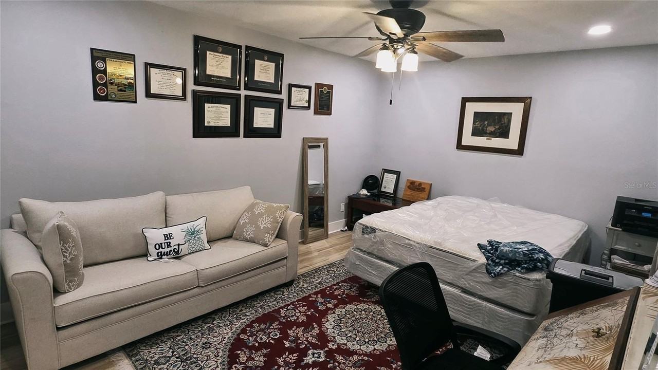 338 Boca Ciega Point Blvd N - Photo 4 of 32