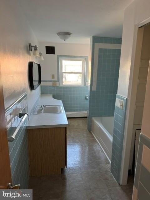 859 Main St - Photo 2 of 14