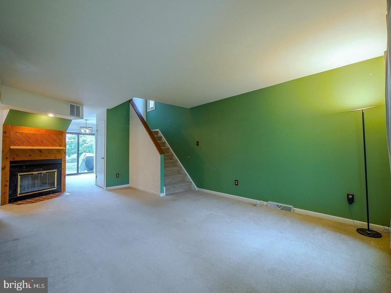 1001 Winfield Ct - Photo 3 of 50
