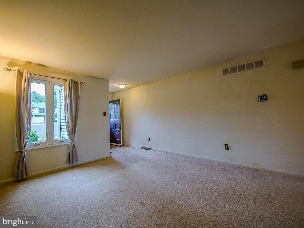 1001 Winfield Ct - Photo 5 of 50