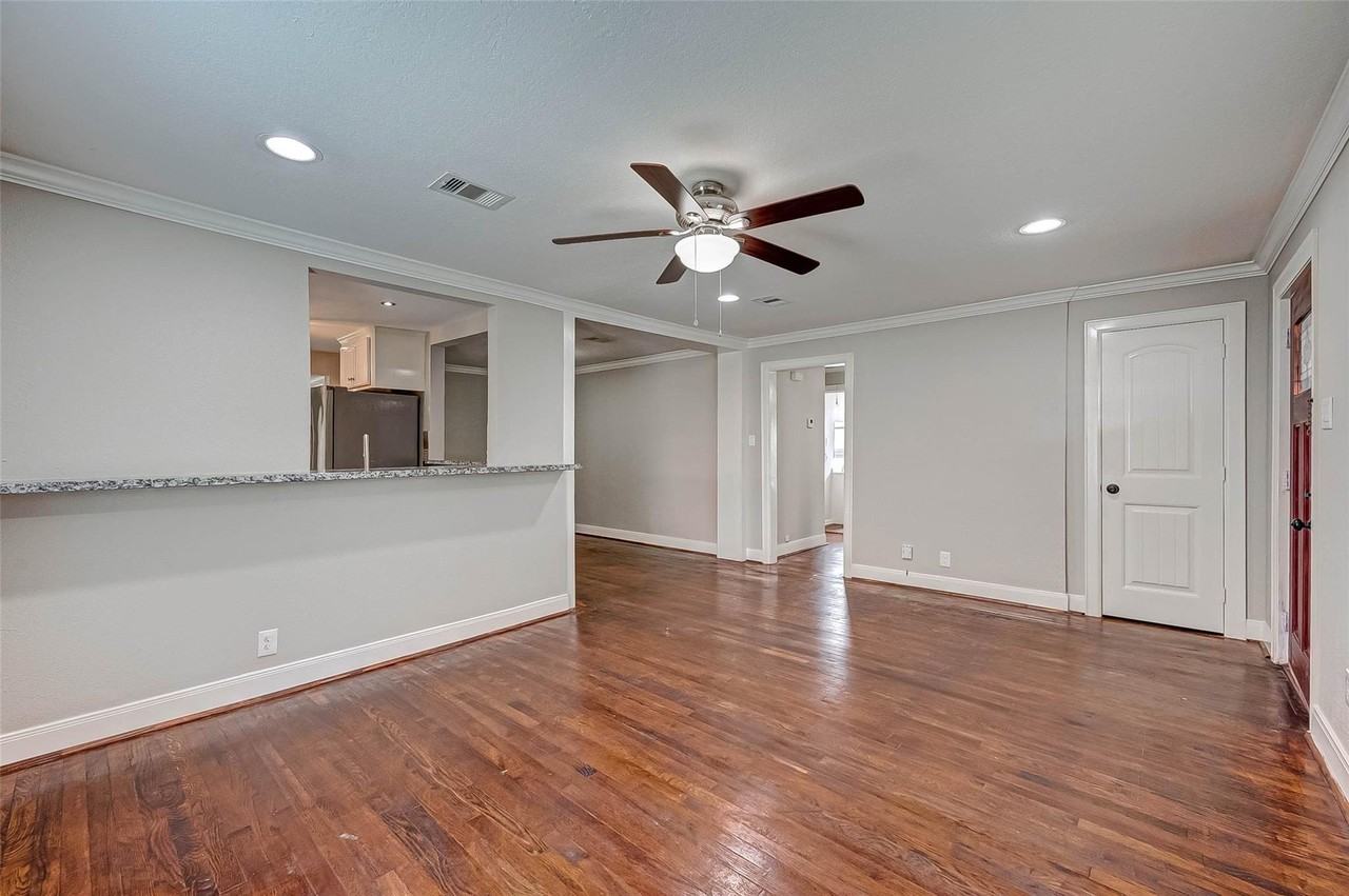 1510 Walton St - Photo 6 of 32