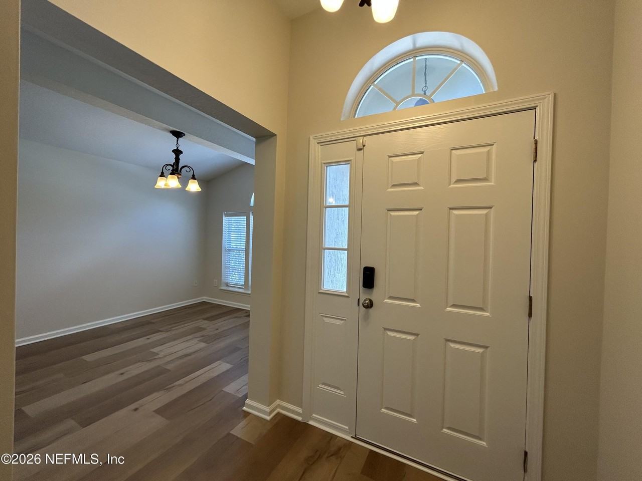 13916 Fish Eagle Dr E - Photo 5 of 33