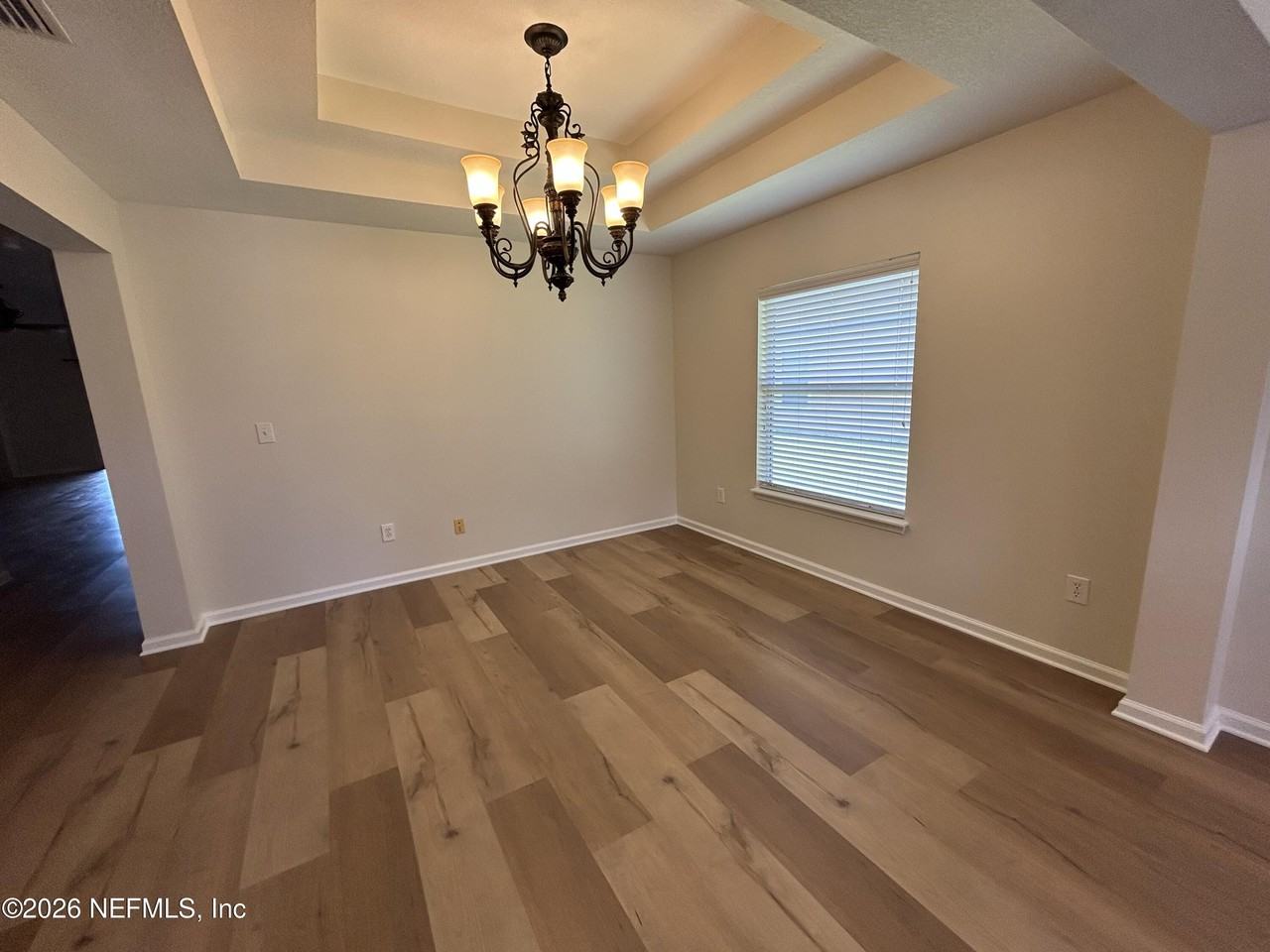 13916 Fish Eagle Dr E - Photo 7 of 33