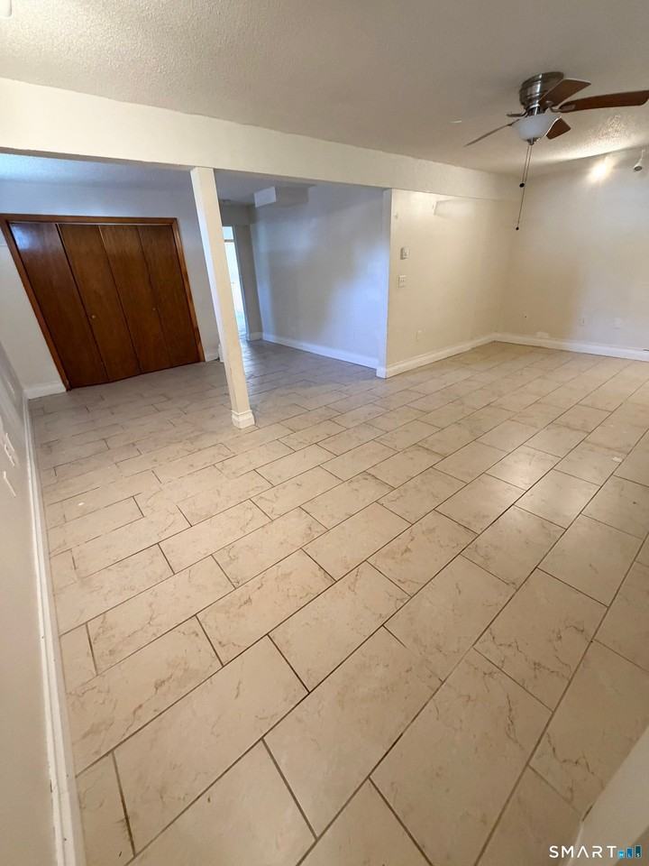 33 River St - Photo 3 of 11