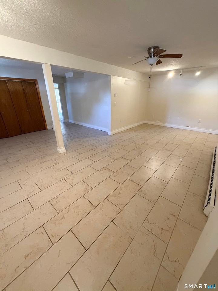 33 River St - Photo 4 of 11