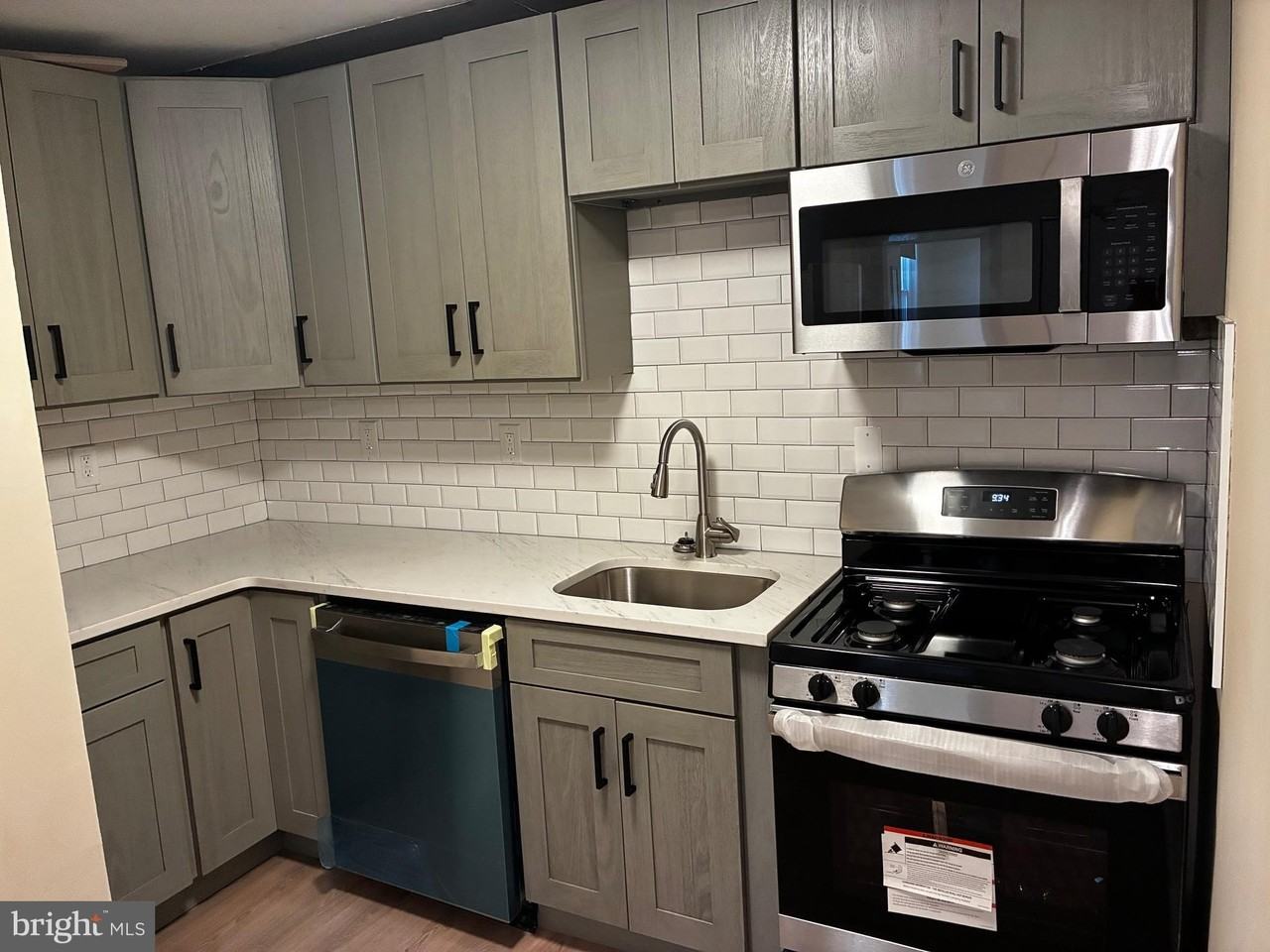 2728 Ash St - Photo 7 of 11