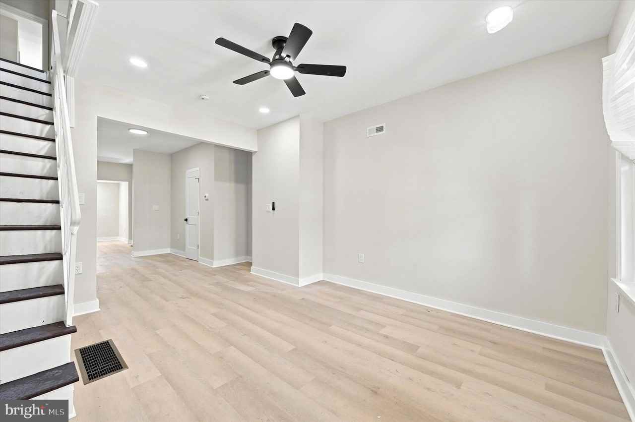 6151 Algard St - Photo 2 of 20