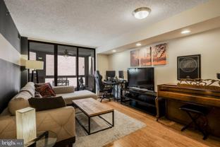 1001 N Vermont St #413 - Photo 1 of 1