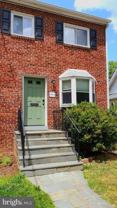 306 1/2 E Del Ray Ave #1-2 - Photo 1 of 1
