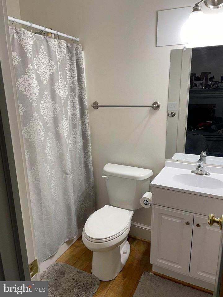 221 N Main St #A - Photo 7 of 16