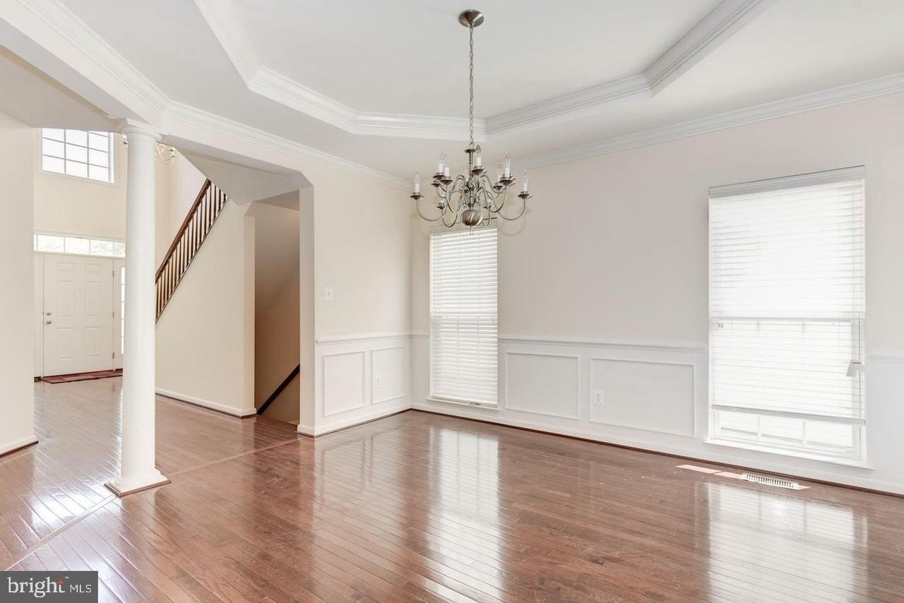 3795 Louise Ave - Photo 4 of 29
