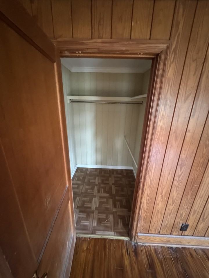 1415 Eight Mile Rd - Photo 7 of 22