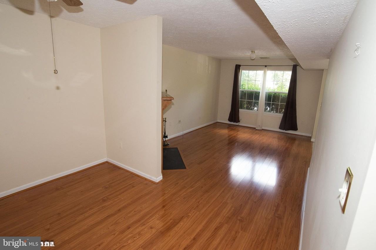 6128B Hoskins Hollow Cir - Photo 4 of 34
